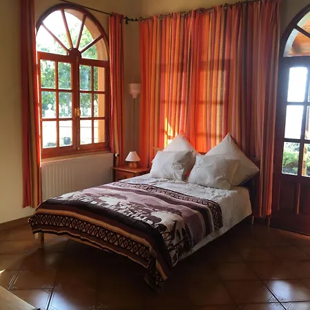 Apartament Mit Gemeinschaftspool Und Panoramablick By Interhome *